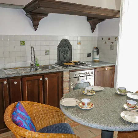 Locazione Turistica Casa Serra Montegrosso dʼAsti